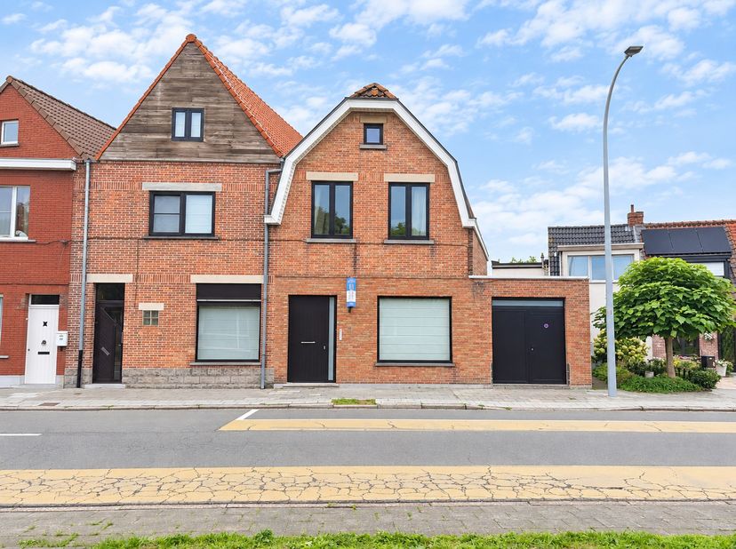 Huis te koop in Hogeweg 53,
                    8200 Sint-Andries