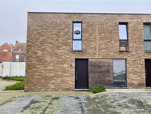                                         Woning te huur in Ieper, € 835
