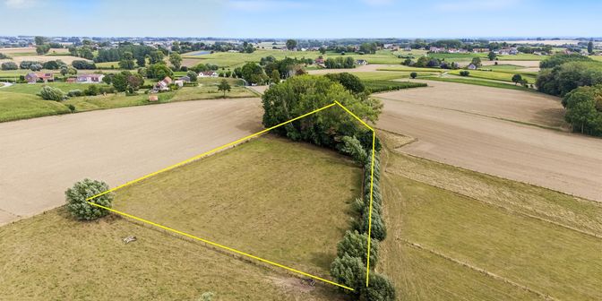 Terrain à vendre à 1547 Biévène