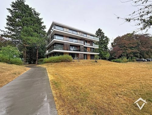                                         Penthouse te huur in Roeselare, € 975
