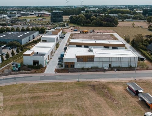                                         Bâtiment d’entreprise à vendre à Roeselare, € 430.000

