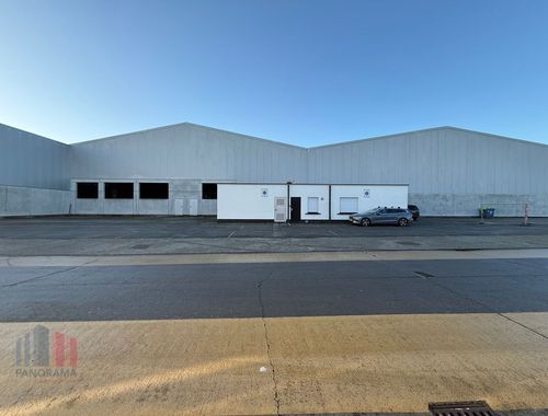                                         Bâtiment d’entreprise à louer à Deinze, € 24.500
