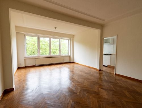                                         Appartement te huur in Antwerpen, € 900

