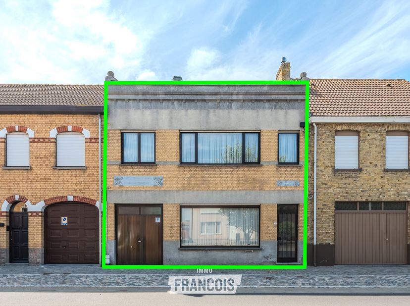 Huis te koop in Dorpsstraat 121,
                    8432 Leffinge