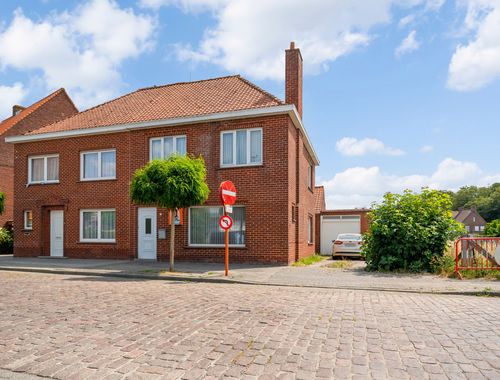                                         Koppelwoning te koop in Boezinge, € 175.500
