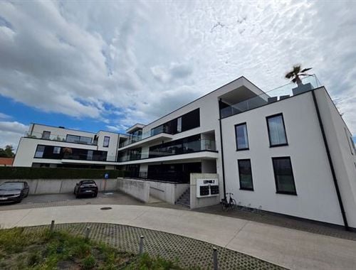                                         Appartement à louer à Ruisbroek, € 1.195
