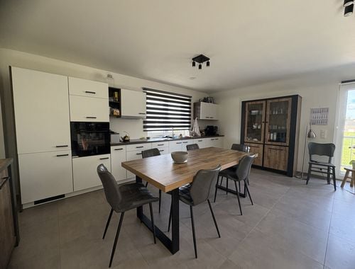                                         Appartement te huur in Gougnies, € 875
