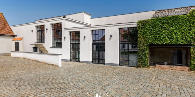 Bedrijfsvastgoed te koop in 8850 Ardooie