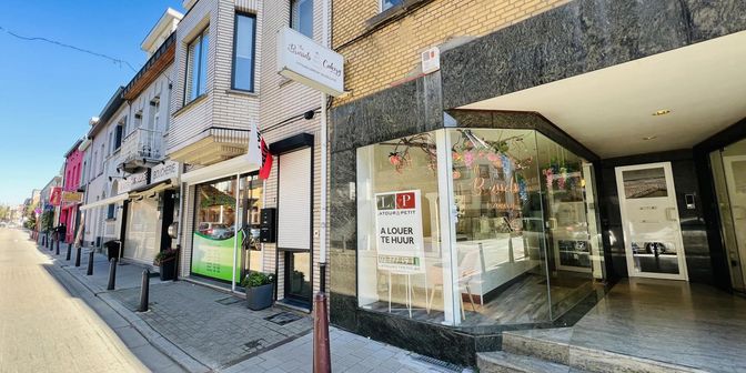 Bien professionnel à louer à Rue Longue 5, 1150 Woluwe-Saint-Pierre