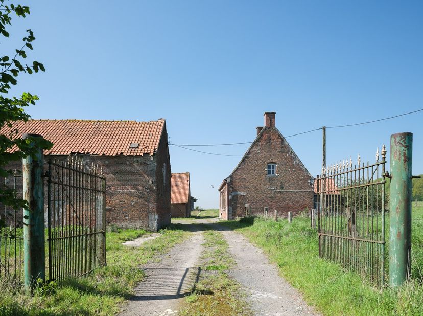 Ontdek deze eigendom op https://thibaultfiers.be/eigendom/een-hectare-groen,-klaar-voor-jouw-toekomst/8568766 (url kopiëren en plakken indien doorklik