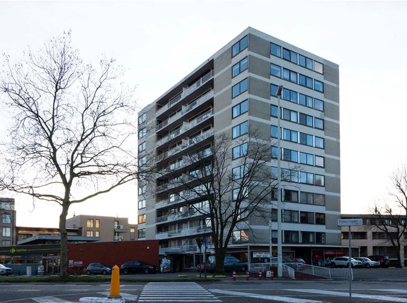 Appartement te koop in Evence Copeelaan 3 bus 9,
                    3600 Genk