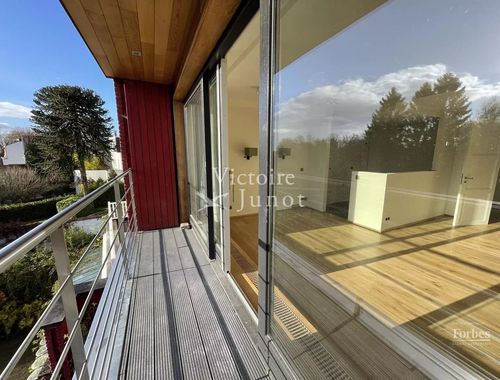                                         Appartement te huur in Ukkel, € 1.800
