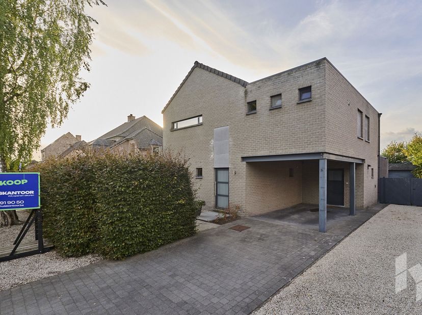 Huis te koop in Schamprood 125A,
                    3920 Lommel