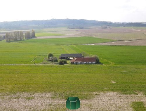                                         Bouwgrond te koop in Mont-Saint-Aubert, € 450.000
