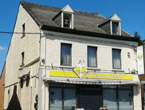                                         Appartement à louer à Quaregnon, € 725
