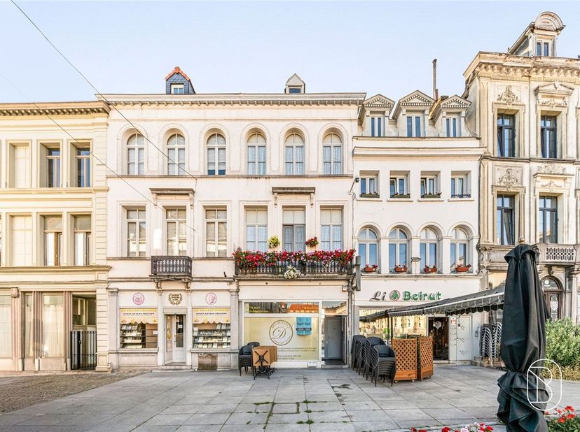 Bedrijfsvastgoed te koop in Place Saint-Pierre 17,
                    7500 Tournai