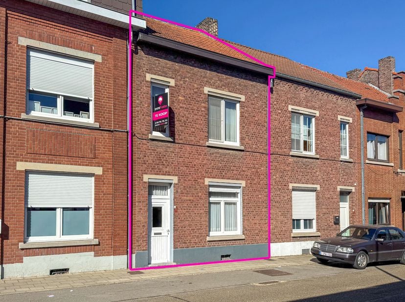 Huis te koop in houtstraat 16,
                    3800 Sint-Truiden