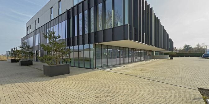 Bedrijfsvastgoed te koop in Vijfseweg 180, 8790 Waregem