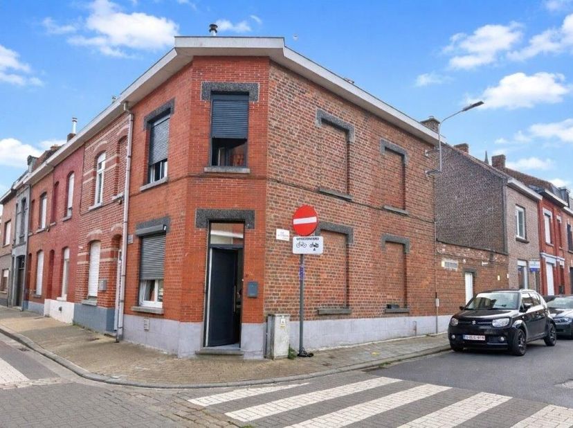 Huis te koop in Kongresstraat 27,
                    8930 Menen