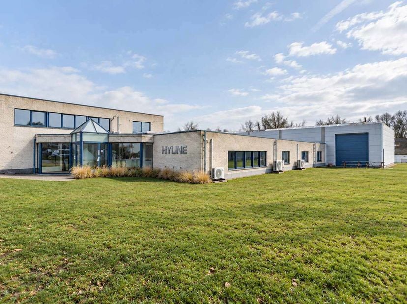 Bien professionnel à louer à ,
                    1300 Wavre