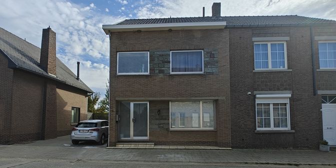 Huis te koop in Pastoor Goossenslaan 78, 3631 Uikhoven