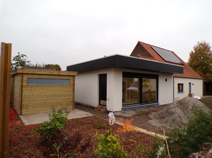 Huis te koop in Bosstraat 9,
                    9810 Nazareth