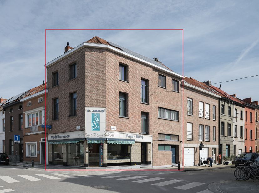 Bien professionnel à vendre
                    à 9040 Sint-Amandsberg