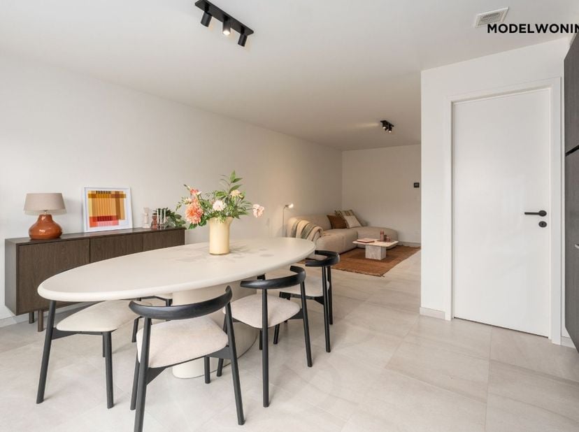 Huis te koop in Burgemeester Camille Leynlaan 18,
                    9060 Zelzate