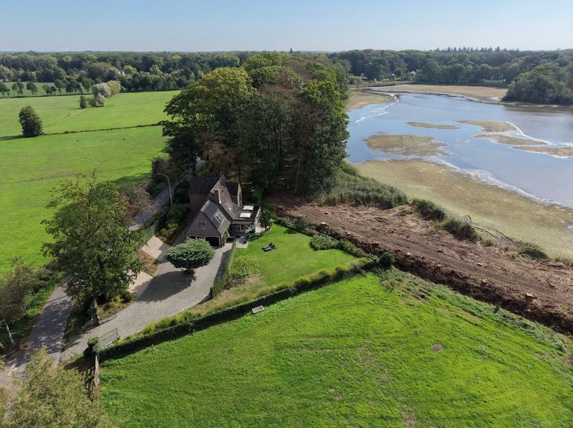 Huis te koop in Oude Gentweg 32,
                    9880 Aalter