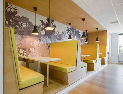                                         Bureaux à louer à Waterloo, € 249
