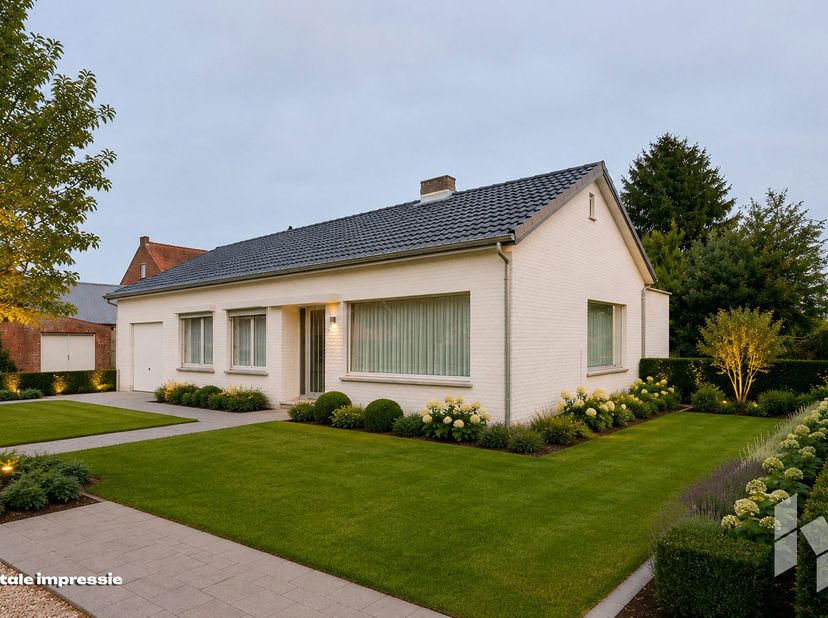 Gelijkvloerse woning (128m²) met 3 slaapkamers, garage en veranda op perceel van 817 m².<br />
Deze levensloopbestendige woning is landelijk gelegen i