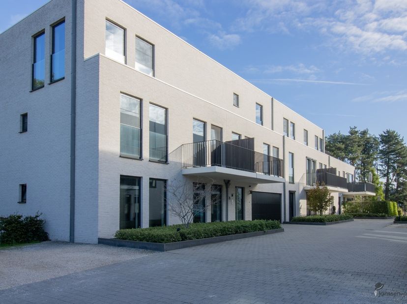 Appartement à louer à ,
                    2275 Lille