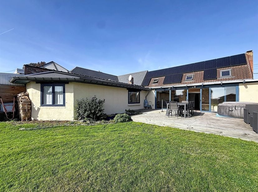 Huis te koop in ,
                    7730 Estaimpuis