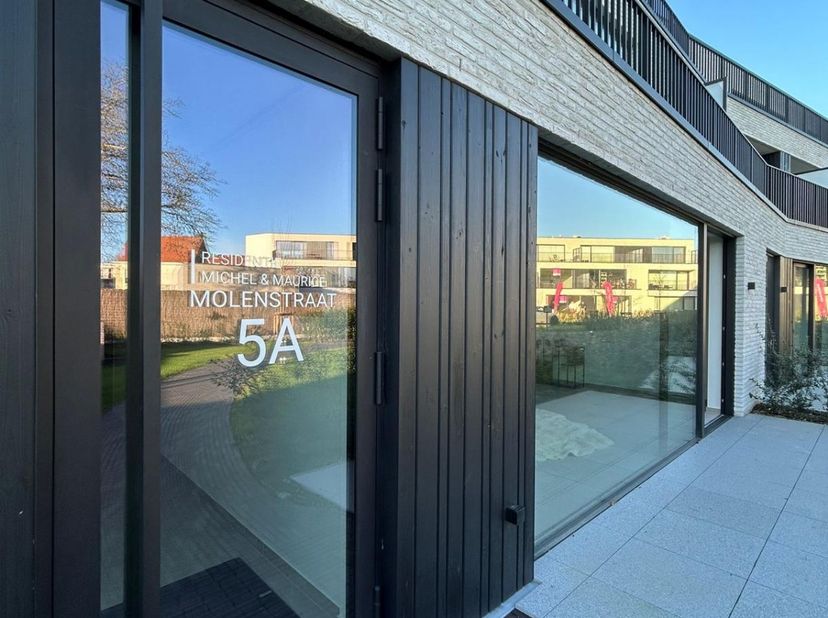 Bedrijfsvastgoed te koop in Rijksweg 314,
                    8710 Wielsbeke