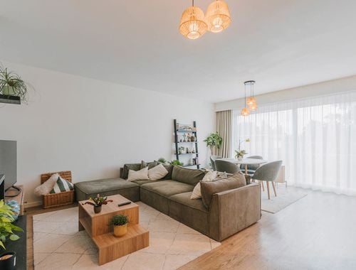                                        Appartement à vendre à Edegem, € 260.000
