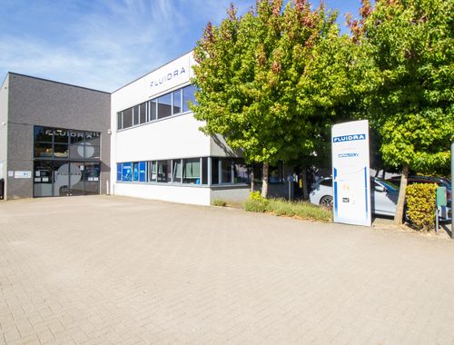                                         Bâtiment d’entreprise à louer à Bierges, € 12.000
