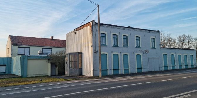 Bedrijfsvastgoed te koop in 7506 Willemeau