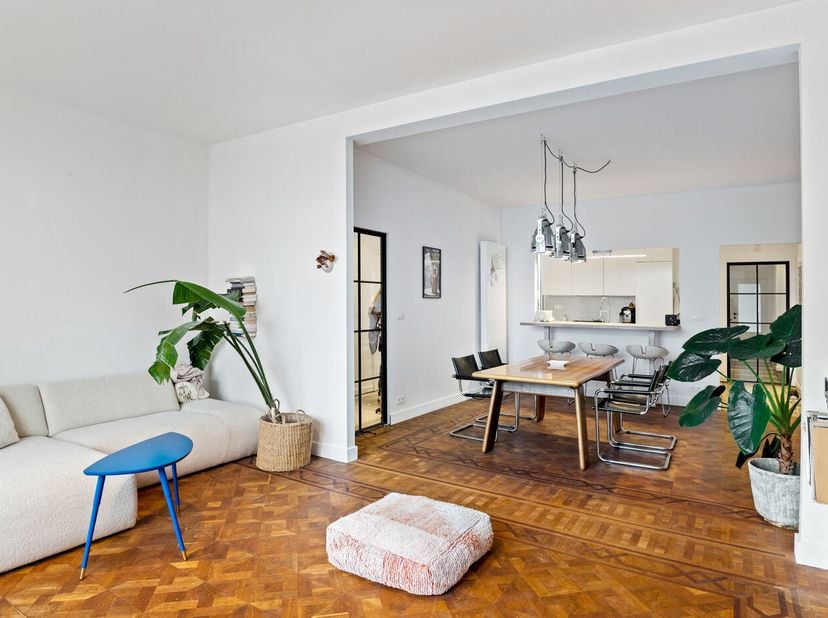 Appartement te koop in Grotesteenweg 21,
                    2600 Berchem