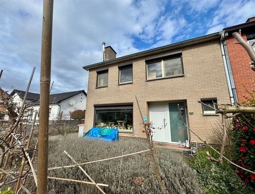                                         Maison à vendre à Mechelen-aan-de-Maas, € 259.000
