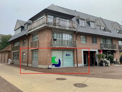                                         Bâtiment commercial à vendre à Meulebeke, € 155.000
