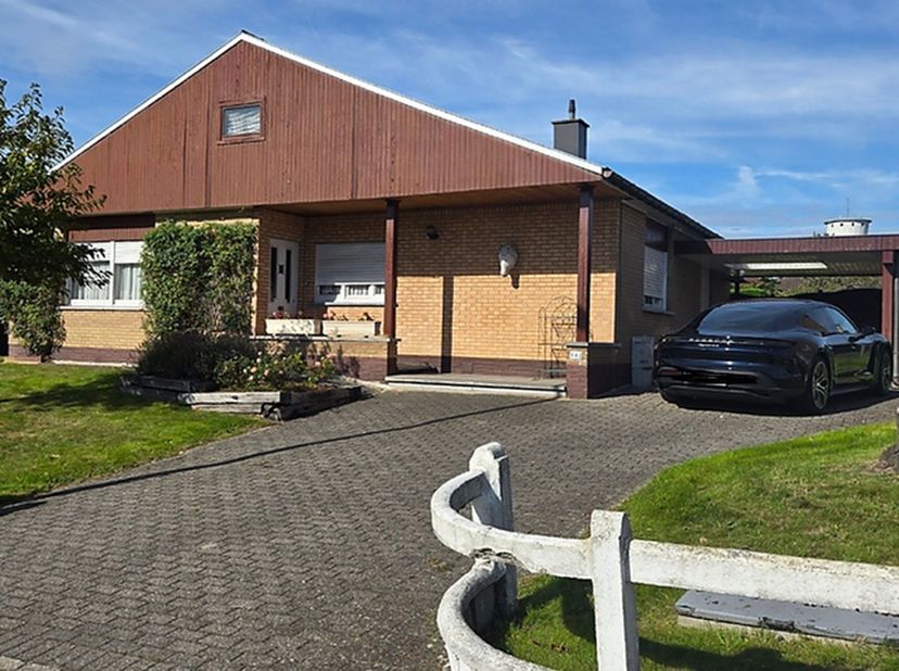 Huis te koop in Bergbosstraat 142,
                    9820 Merelbeke