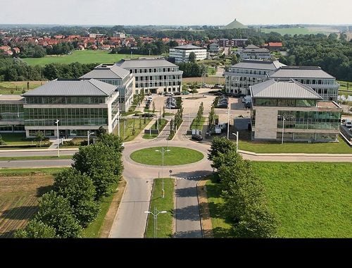                                         Bureaux à louer à Braine-l'Alleud, € 131.754,75
