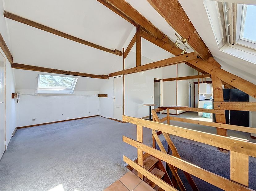 Appartement te koop in ,
                    1180 Ukkel
