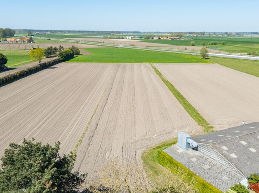 Terrain à vendre
                    à 8340 Moerkerke