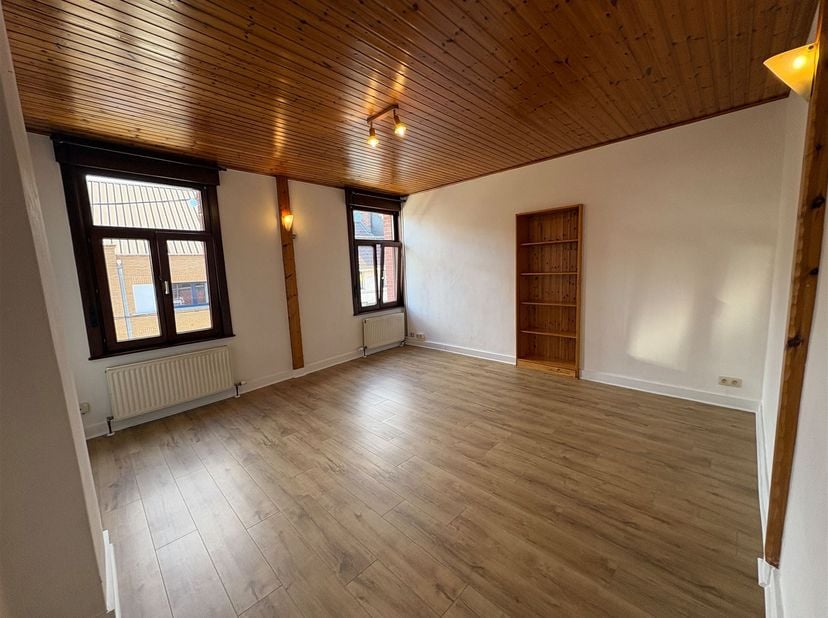 Appartement à louer à Rue de Sondeville 44 boîte 11,
                    7600 Péruwelz