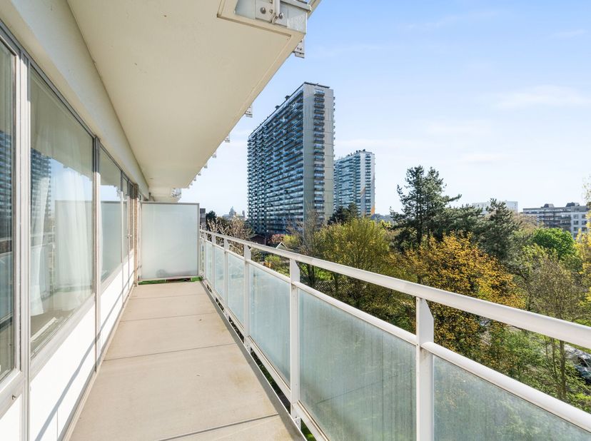 Appartement te koop in Louis Mettewielaan 87,
                    1080 Sint-Jans-Molenbeek