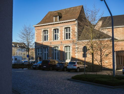                                         Burgerswoning te koop in Tournai, € 650.000

