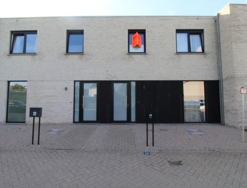                                         Woning te huur in Roeselare, € 975
