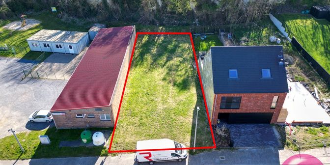 Terrain à vendre à 3700 Mal