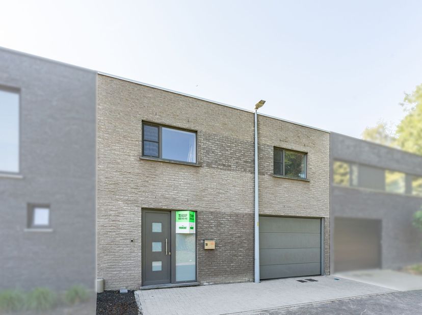 Huis te koop in Den Hilt 18,
                    8210 Zedelgem